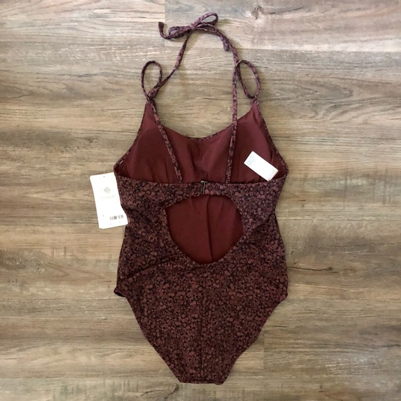 BOGO NWT Athleta Keyhole One Piece Swimsuit - Picture 7 of 14